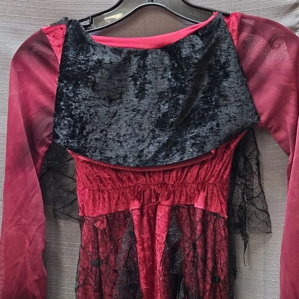 Vampiress Red Lacey Costume By Rubies‎